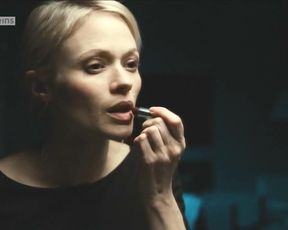 Sexy Mavie Hörbiger, Julia Koschitz - Spuren des Bösen. Begierde (2016) TV show scenes