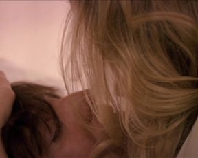 Chloe Sevigny nude - Mr. Nice (2010)