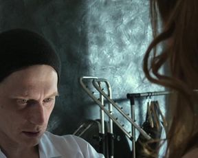 Anna Ochkova, Polina Aug nude - Orlean (2015)