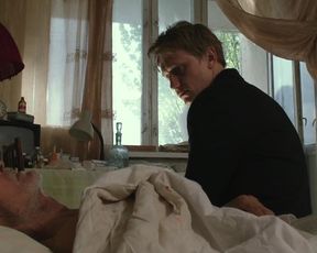 Anna Ochkova, Polina Aug nude - Orlean (2015)