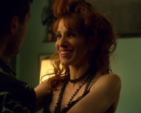 Actress Gwen Hollander Nude - Future Man s01e10 (2017) Nudity and Sex in TV Show