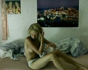 Explicit sex scene Claudia Martini - Hundstage Adult video from the movie