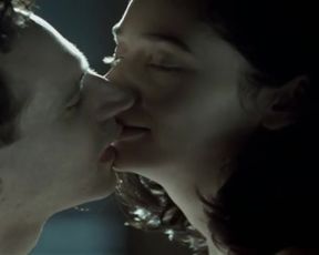 Hot celebs video Camila Morgado Nude - Olga (2004) 