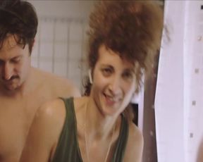 Naked scenes Irene Anula Sexy - Insuficiente (2017)