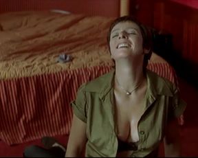 Hot scene Clotilde Hesme Nude - Les derniers jours du monde (2009) 