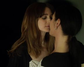 Celebrity Lesbian Video - Rooney Mara, Catherine Zeta-Jones Nude - Side effects (2012) 
