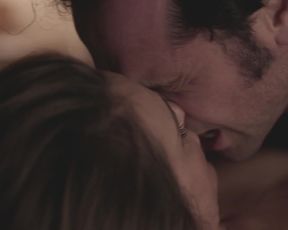 TV show scene Keri Russell nude - The Americans S04E05 (2016) 