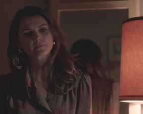 TV show scene Keri Russell nude - The Americans S04E05 (2016) 