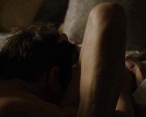Hot actress Lena Headey nude - Zipper (2015) 