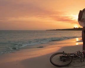 Leticia León Nude - Molinas Borealis (2013, SEX)