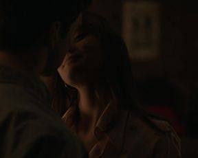 Actress Ella Purnell hot scene - Sweetbitter s01e03 (2018, NUDE) Nudity and Sex in TV Show