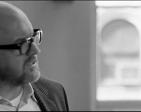 Hot scene Chloe Grace Moretz Sexy - I Love You, Daddy (2017) 