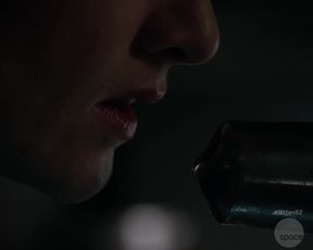 Hot celebs video Laura Vandervoort nude - Bitten (2015) 