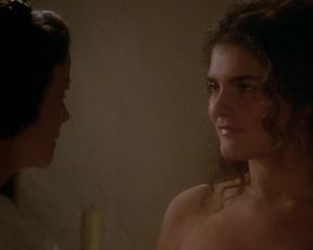 Hot scene Laura Antonelli, Clelia Rondinella Nude - La Venexiana (1986) 