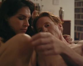 Desiree Akhavan Nude - Appropriate Behavior (2014)