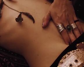 Hot scene Nathalia Dill, Lívia De Bueno Nude - Paraísos Artificiais (BR 2012) 