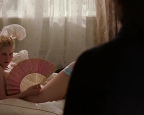 Sexy Kirsten Dunst Nude - Marie Antoinette (2006) 