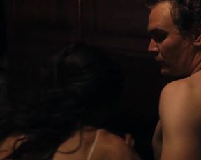 Sexy Shelly Levy Nude - Eliten (2015) 