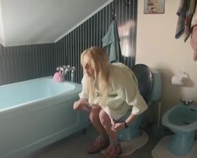 Hot actress Alina Tomnikov Nude - Donna s01 (2018) 