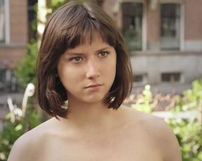 Romy Lauwers Nude - Het Leven Is Vurrukkulluk - Extra Scene (NL 2018)