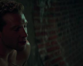 Sexy Emilia Clarke nude - Terminator Genisys (2015) 