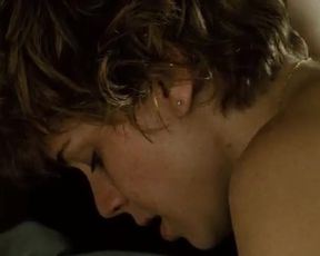 Sexy Leandra Leal, Thalita Carauta Nude - O Lobo atras da Porta (2013) 