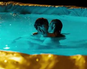 Hot scene Violetta Schurawlow Nude - Halbe Bruder (2015) 