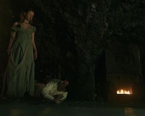 Mia Goth, Annette Lober - A Cure For Wellness (2016)