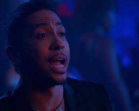 Sexy Nikki Vanderdyz Nude - Insecure s01e08 (US 2016) 