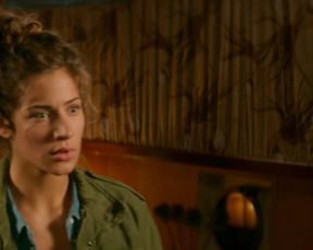 Actress Mona Walravens Nude - Gangsterdam (2017)