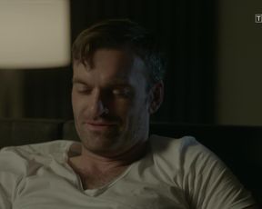 Naked scene Paulina Chapko Nude - Miasto skarbow s01e09 (2017) TV show nudity video