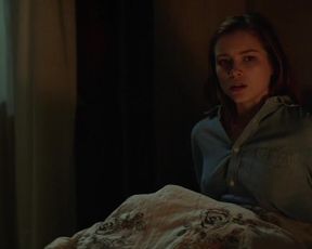 Sophie Cookson Nude - The Crucifixion (2017)