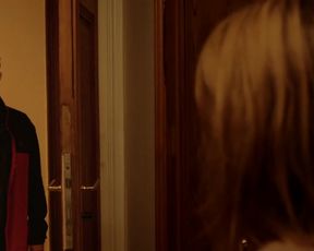 Julia Jelinek Nude - Der Blunzenkonig (2015)