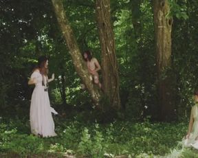 Celebs Laura Beckner, Carolina Thiele Nude - (le) Rebound (2016)