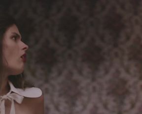 Celebs Laura Beckner, Carolina Thiele Nude - (le) Rebound (2016)