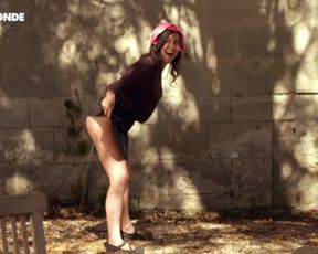 Laure Calamy Nude - Zouzou (2014)