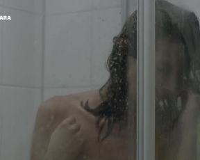 TV show scene Femke Lakerveld Nude - Van God Los s04e05 (2017) 