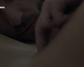 TV show scene Femke Lakerveld Nude - Van God Los s04e05 (2017) 