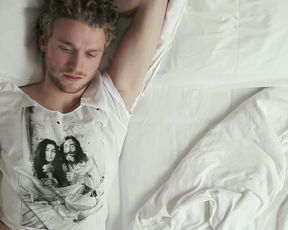 Tinka Furst - Liebemacht (2013) celebrity topless scenes