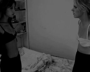 Alma A. Santiago, Johanna Wikerman - Tilbakavägen Blir Svarare (2014) celebrity hot scene