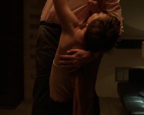 Maggie_Gyllenhaal_-_The_Honourable_Woman_s01e06 (2014)