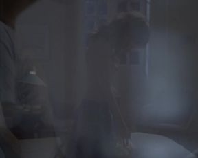 Julia Lund - Ninguem Ama Ninguem... Por Mais de Dois Anos (2015) celebs nude videos