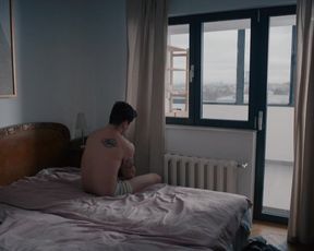 Elena Popa - Autoportretul Unei Fete Cuminti (2015) actress nude video