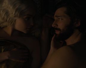 Emilia_Clarke_-_Game_of_Thrones_s05e07 (2015)
