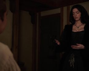Azure Parsons, Janet Montgomery, and other - Salem s01e05 (2014) celeb sexy