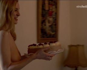 Mirijam Verena Jeremic - Endlich deutsch s01e04 (2014) celebs hot video scene