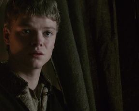 Twinnie_Lee_Moore__etc_-_Ironclad._Battle_for_Blood (2014)