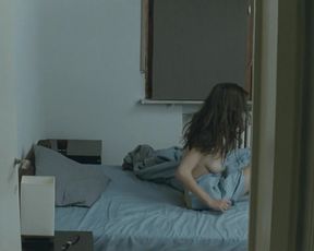 Diana Avramut - Cand se Lasa Seara peste Bucuresti sau Metabolism (2013) celebrity topless scenes