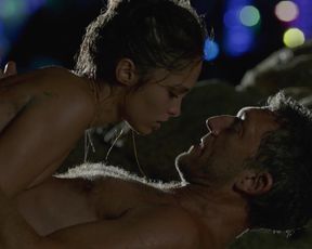 Lola Le Lann - Un moment dБ─≥egarement (2015) celebs hot scene