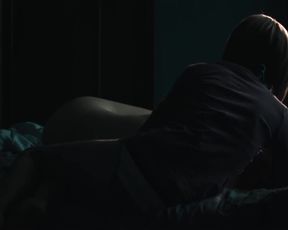 Leeanna Walsman - Dawn (2015) actress naked.